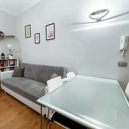 Archimede73, Citycenter * Milan